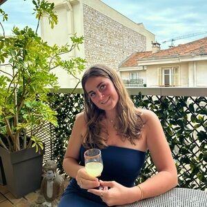 Meet your Posher, Ella